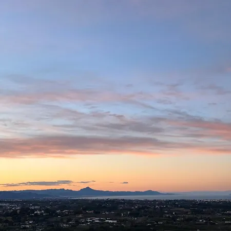 Mediterranean View 아파트